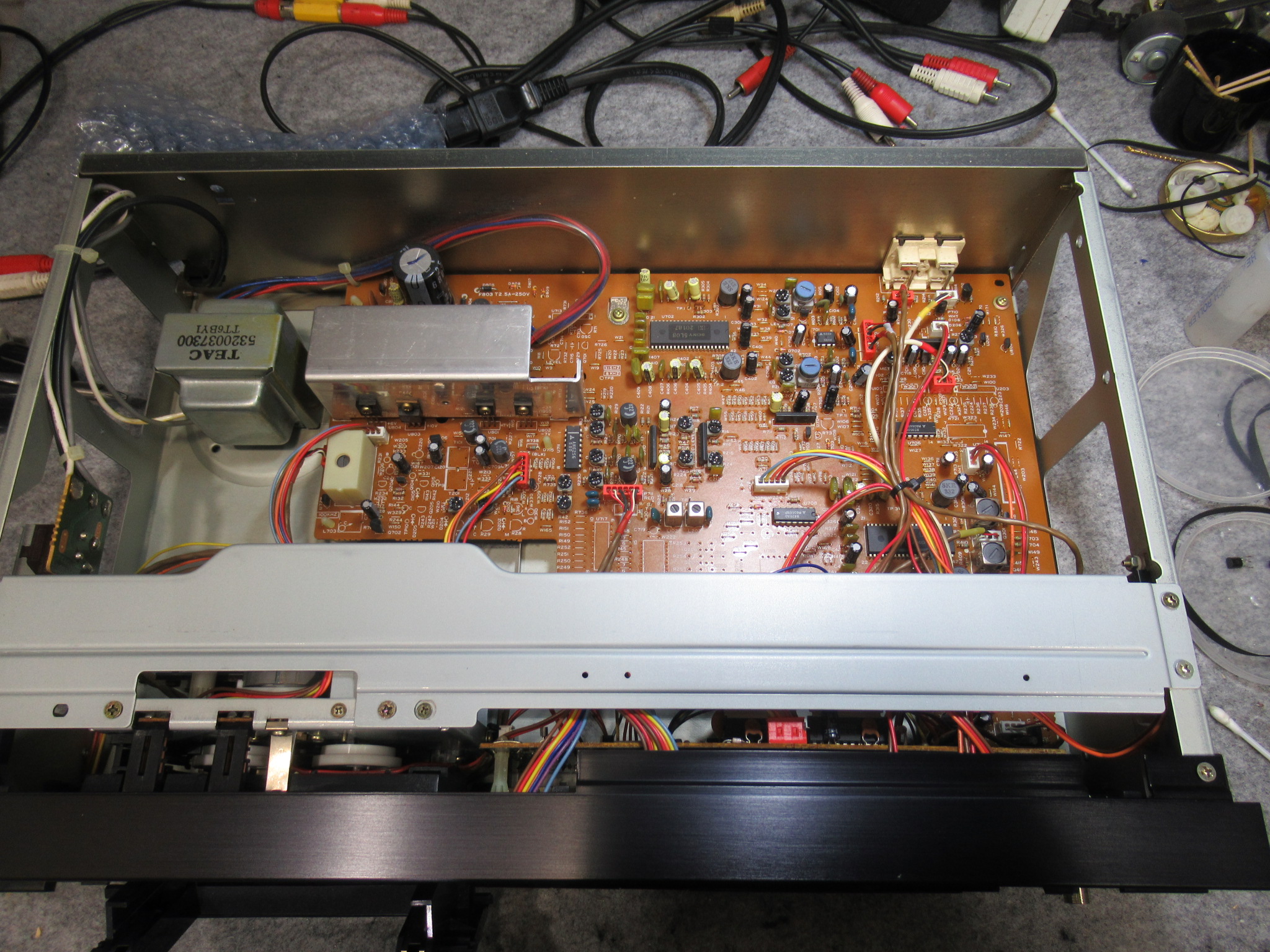 TEAC V-750 – Audiolife － Enjoy your audio life!!