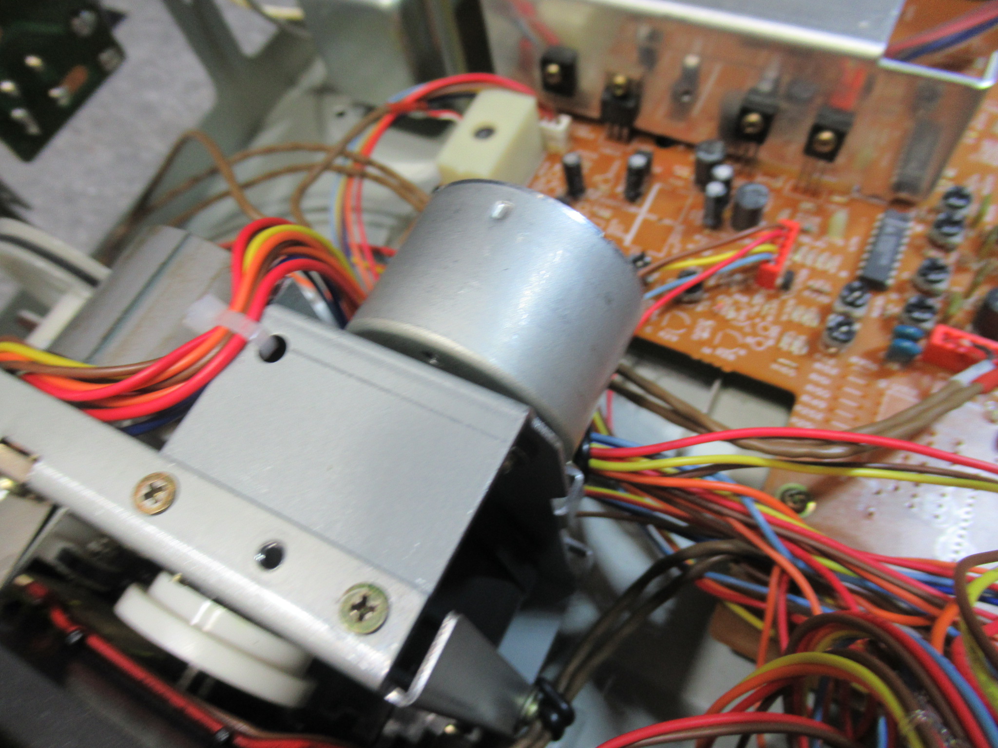 TEAC V-750 – Audiolife － Enjoy your audio life!!