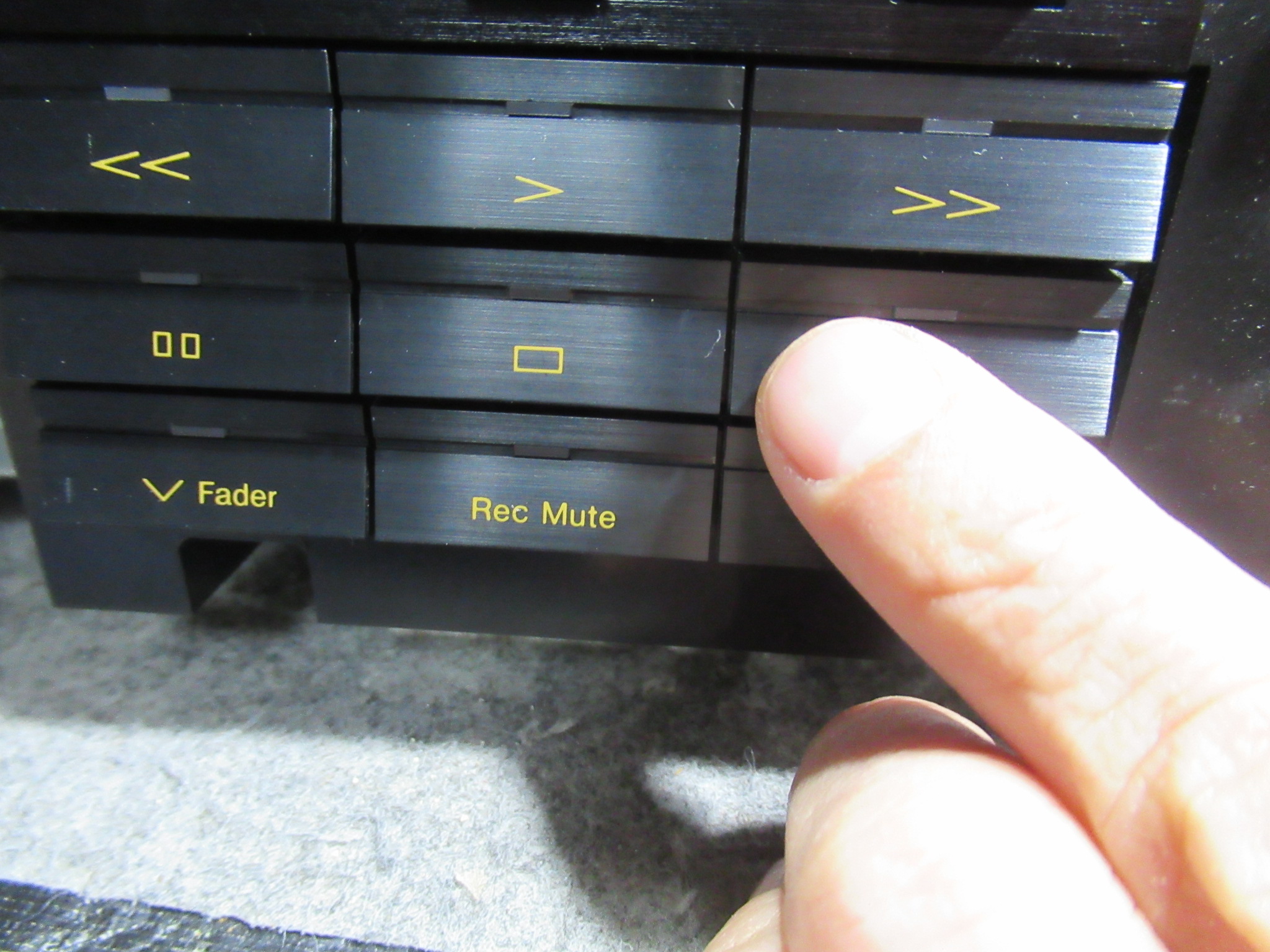 Nakamichi CR-70 原因不明の動作不良 – Audiolife － Enjoy your audio